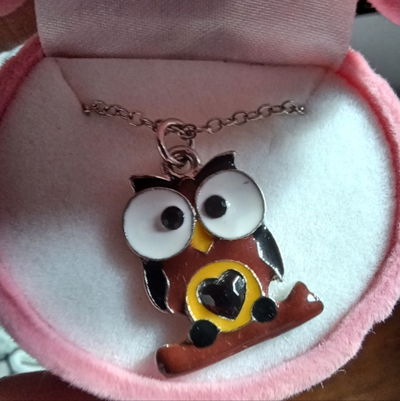 Owl necklace - Picture 1 of 5
